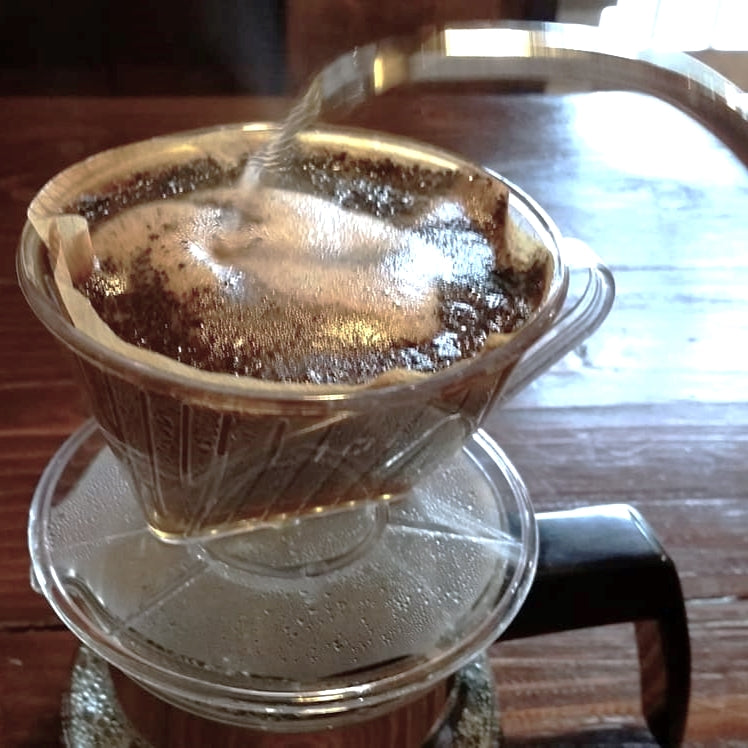 体験型コーヒー専門店 のんびり（長興寺北）｜生豆から自分で焙煎する古民家の店