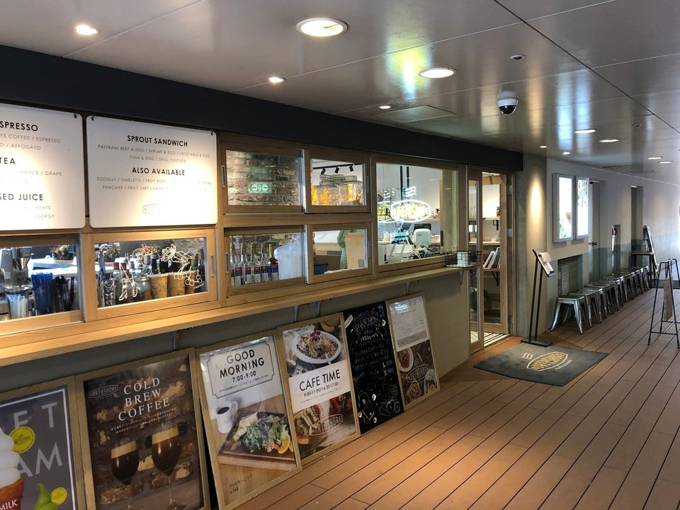 ノースショア 伊丹空港店（大阪空港）｜飛行機が見える空港4・5階のカフェ