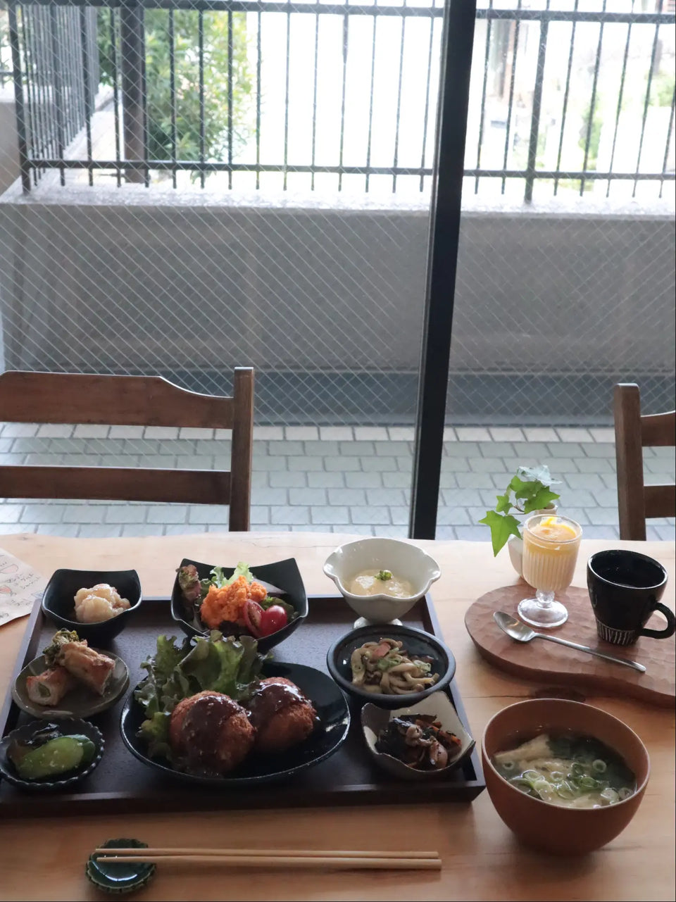 いと〜糸〜うつわごはんの豆皿ごはん