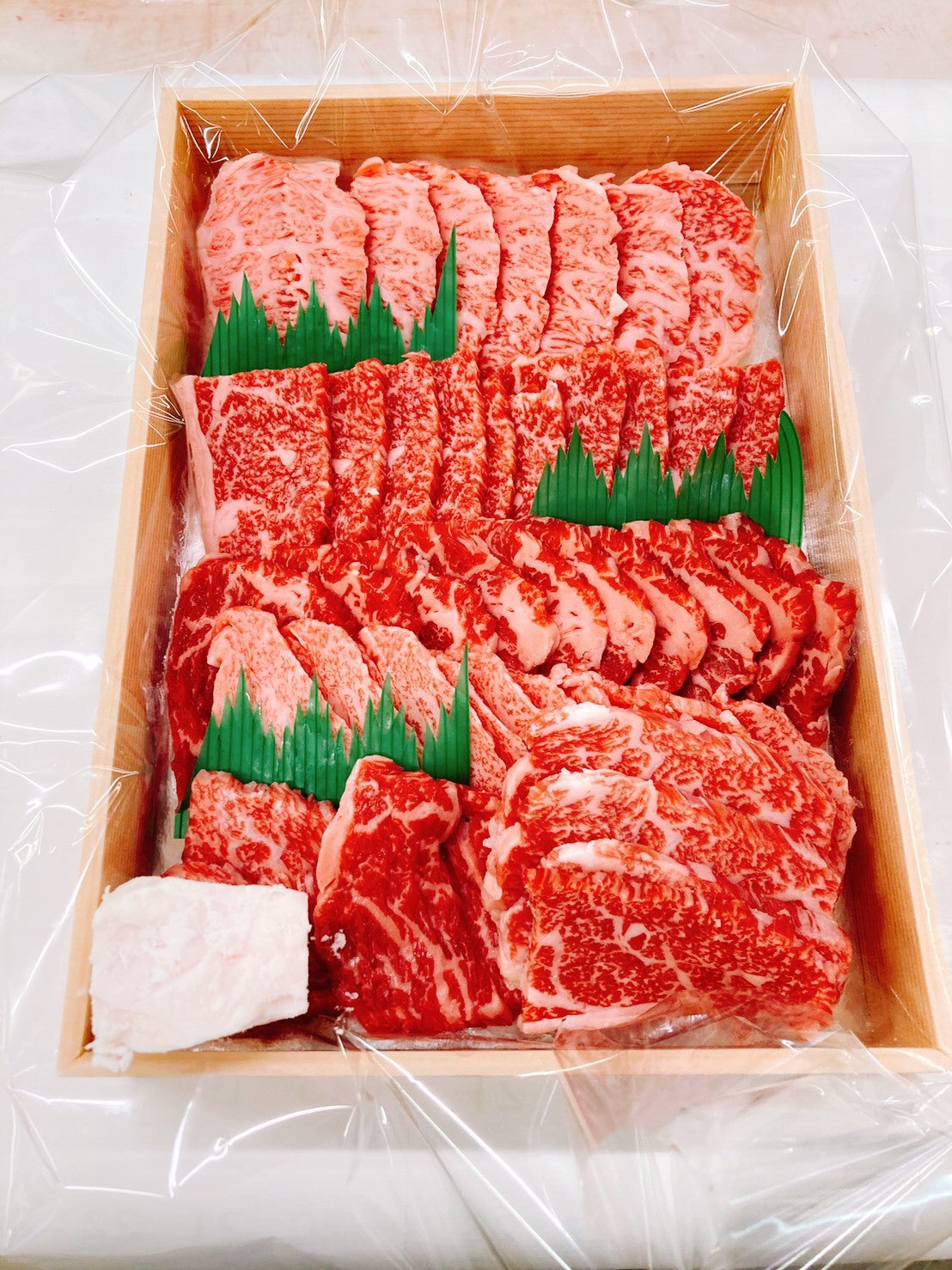 国産黒毛和牛 焼肉セット 600ｇ(クール便）
