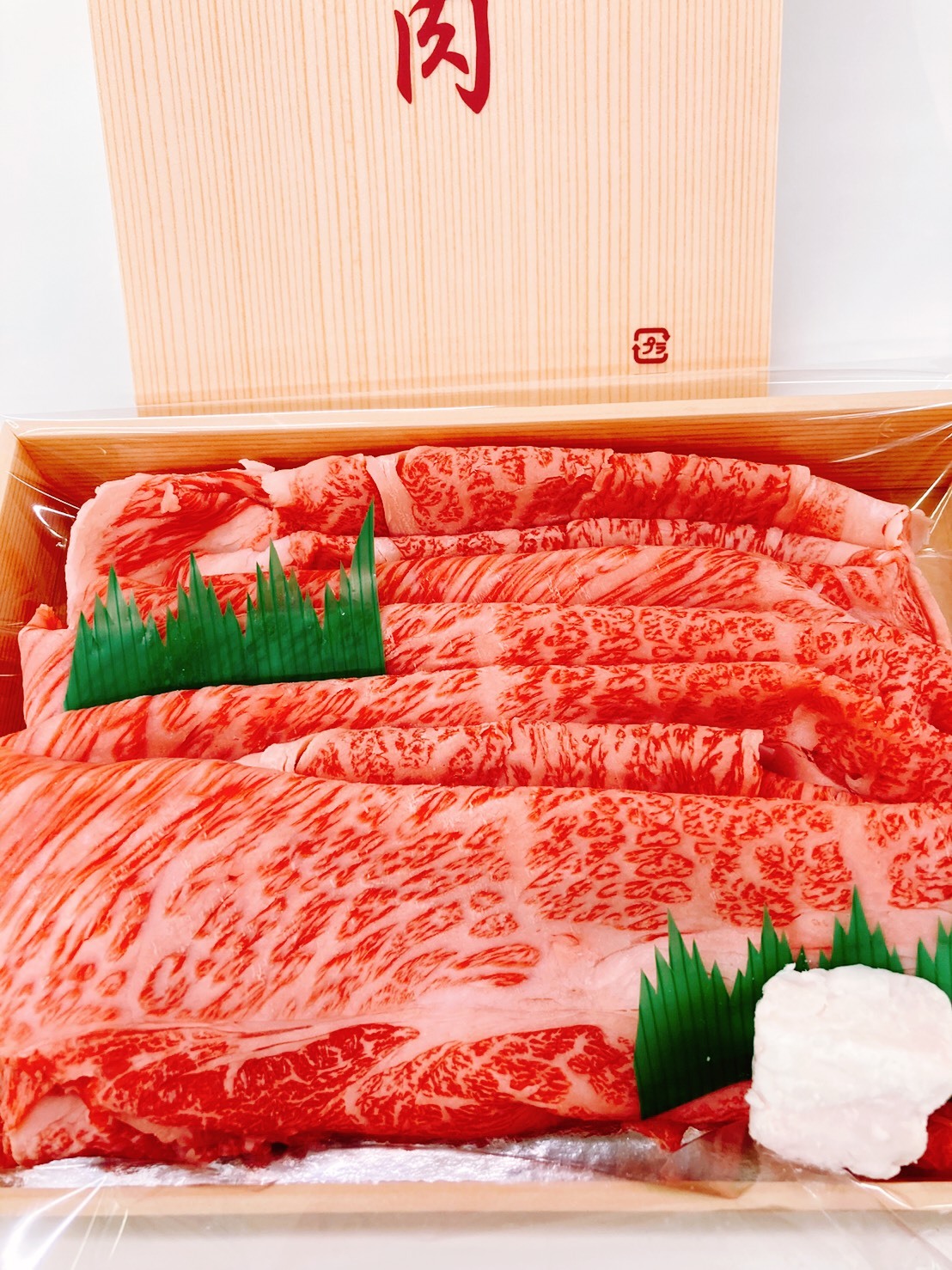 国産黒毛和牛 すき焼きセット 600ｇ(クール便）